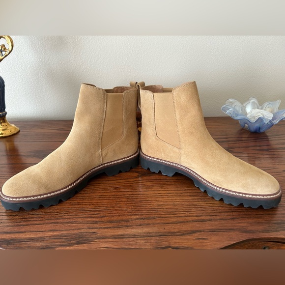 Madewell Camel Light Brown Leather Chelsea Boots - Picture 3 of 8